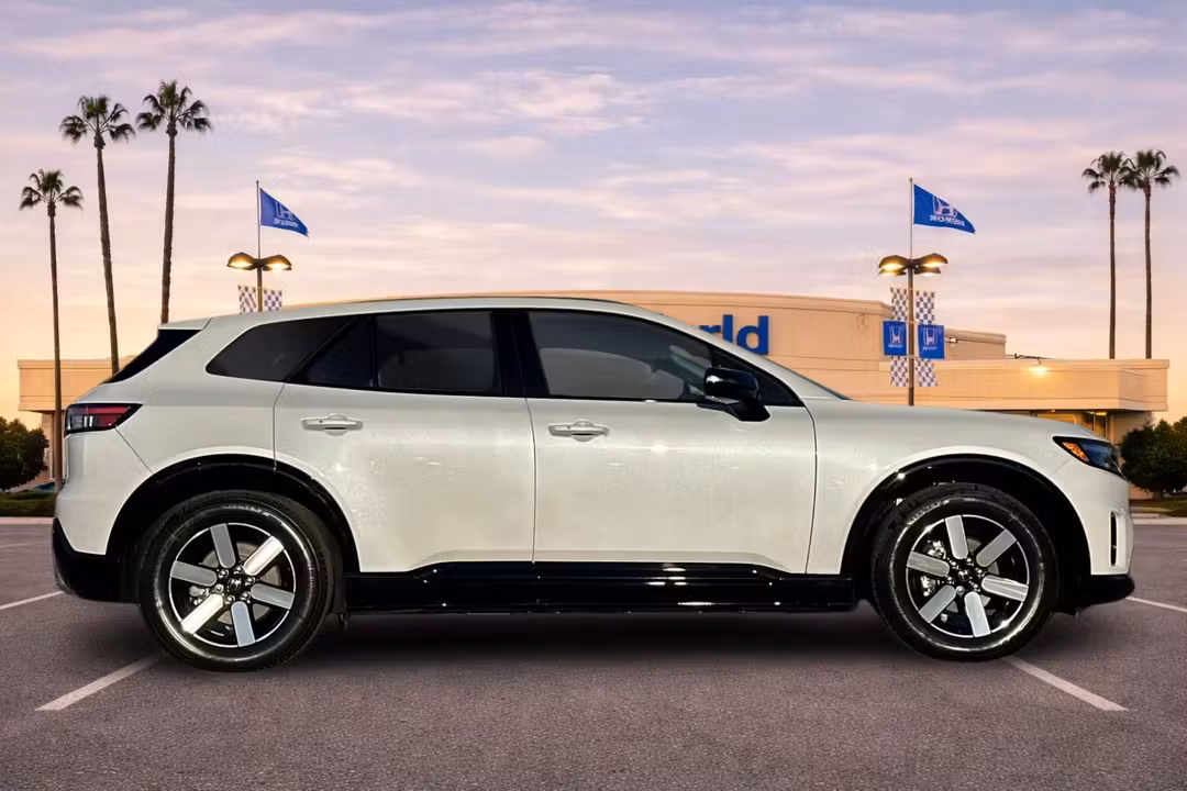 2026 Honda Prologue Touring - Image 3