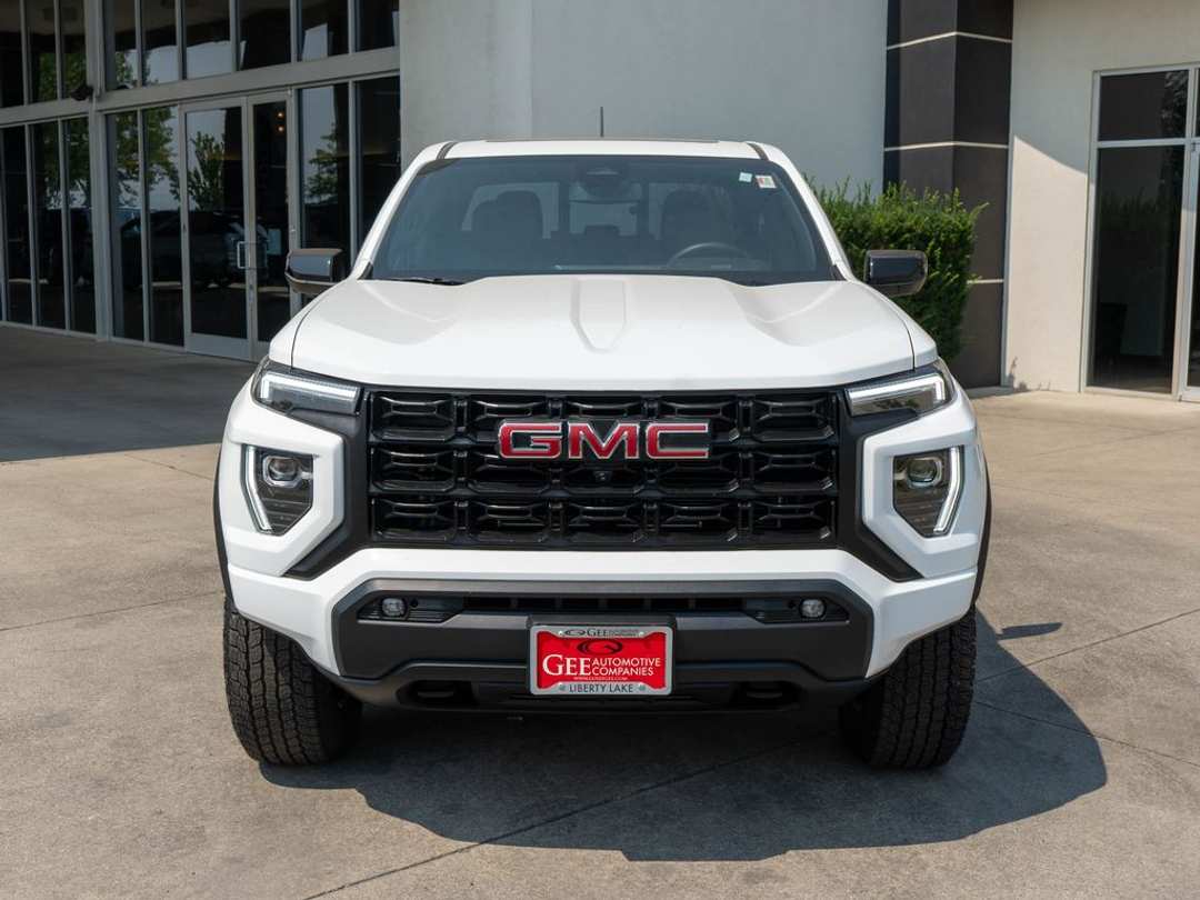 2026 GMC Canyon Elevation - Image 2