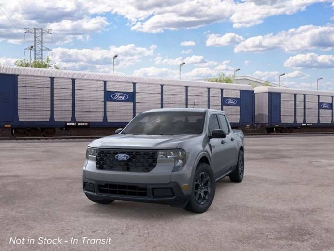 2026 Ford Maverick XLT - Image 2