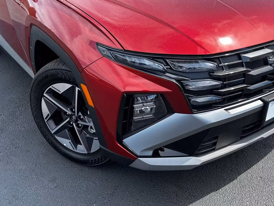 2026 Hyundai Tucson SEL Premium - Image 2