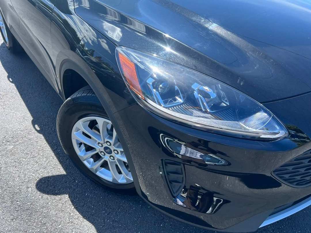 2022 Ford Escape S - Image 2
