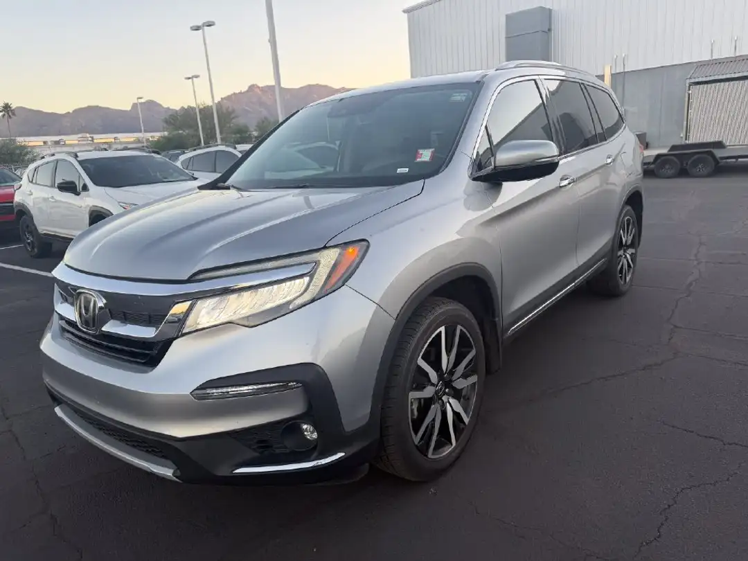 2019 Honda Pilot Elite - Image 3