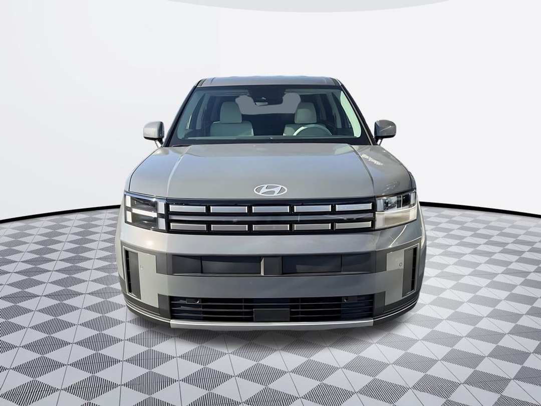 2026 Hyundai Santa Fe Hybrid SE - Image 3