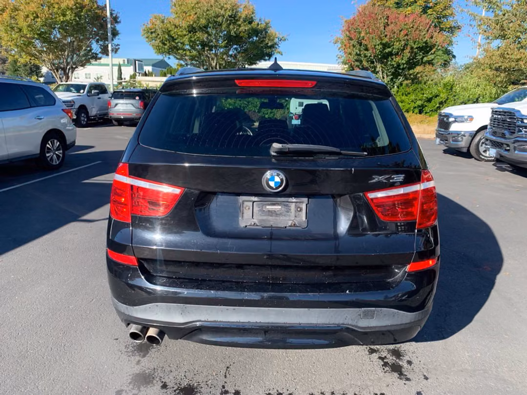 2017 BMW X3 xDrive28i - Image 3