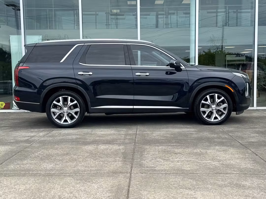 2021 Hyundai Palisade SEL - Image 2
