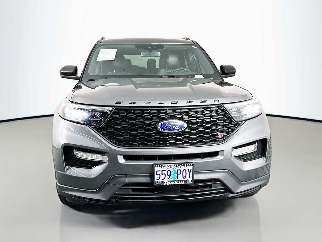 2023 Ford Explorer ST - Image 2