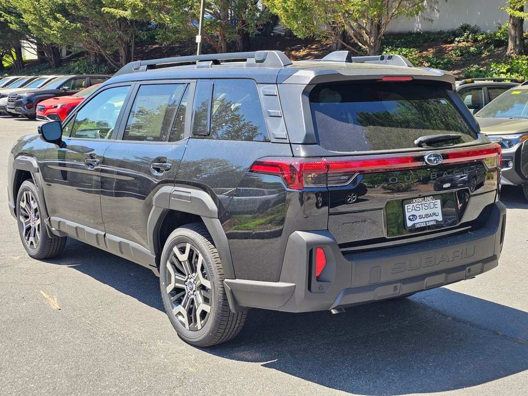 2026 Subaru Outback Touring XT - Image 3