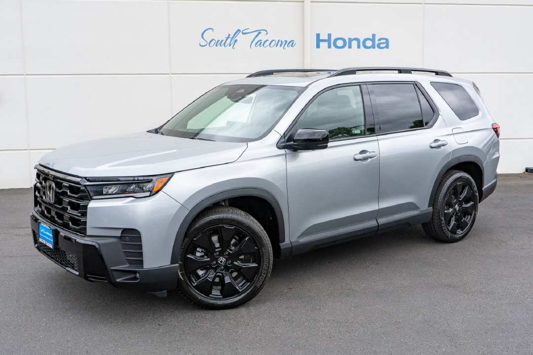 2026 Honda Pilot Black Edition - Image 2