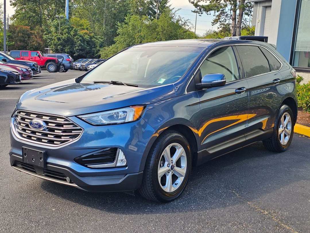 2019 Ford Edge SEL - Image 3