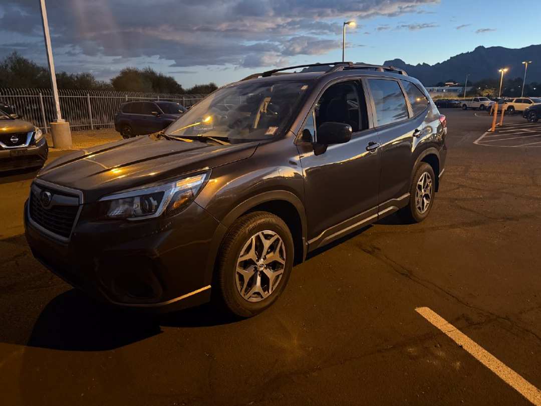 2019 Subaru Forester Premium - Image 3