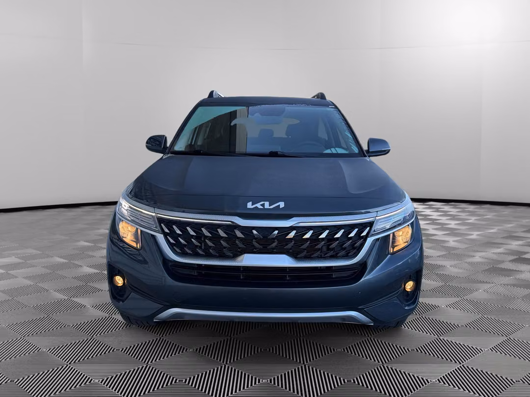 2022 Kia Seltos Nightfall - Image 3