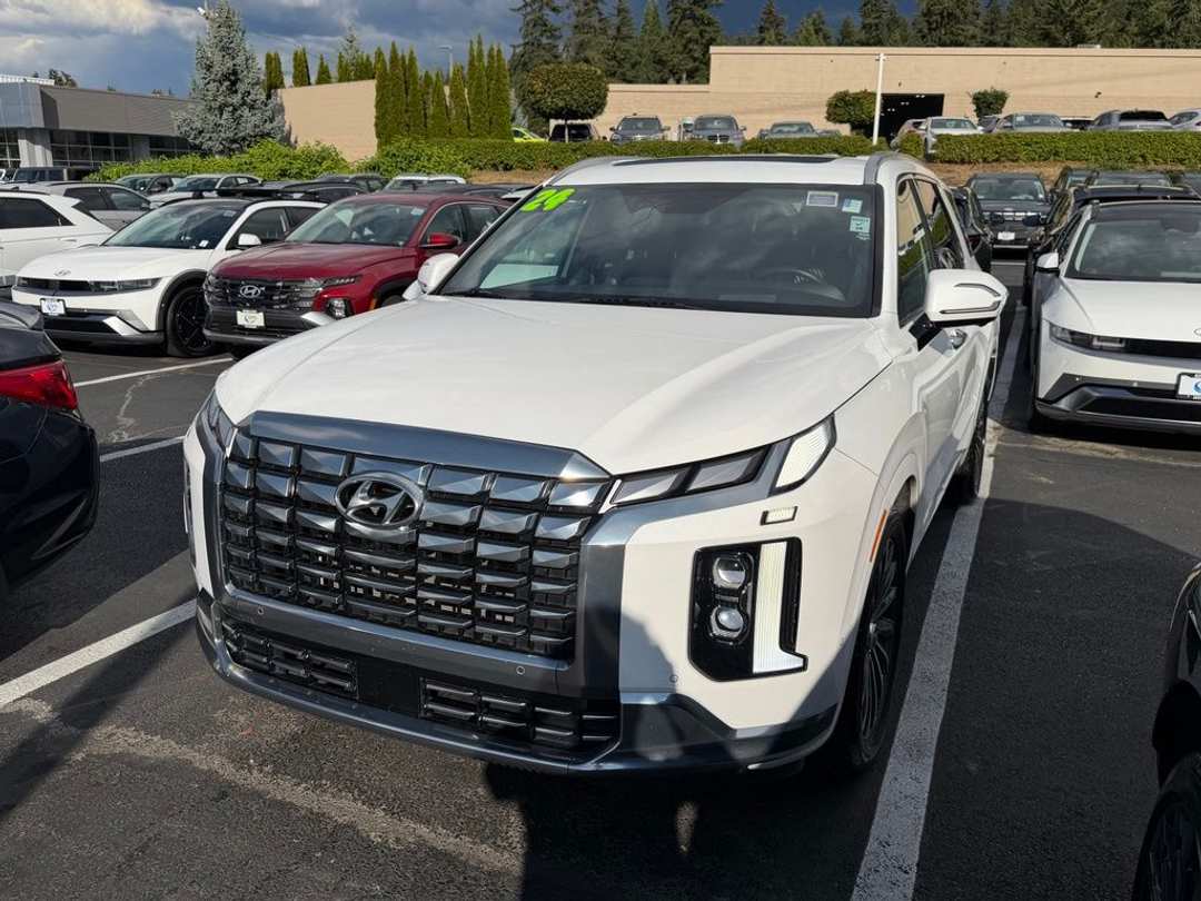2024 Hyundai Palisade Calligraphy - Image 3