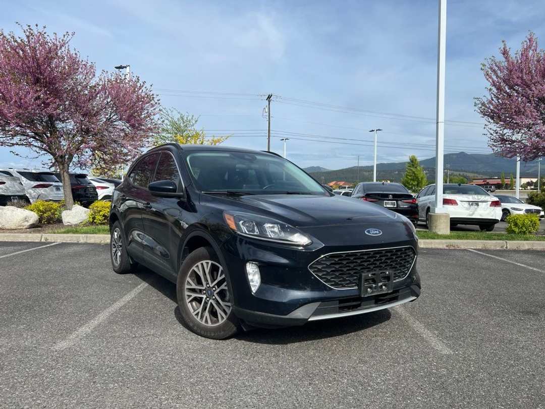 2021 Ford Escape SEL - Image 2