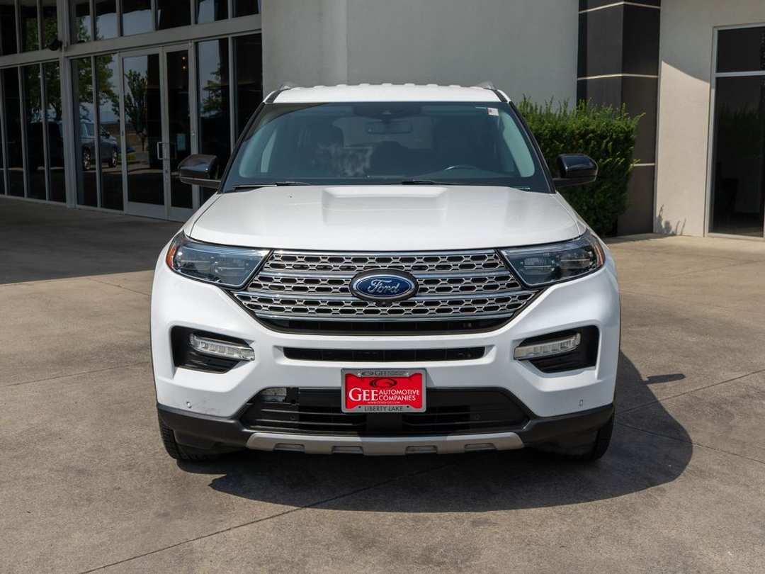 2022 Ford Explorer Limited - Image 2