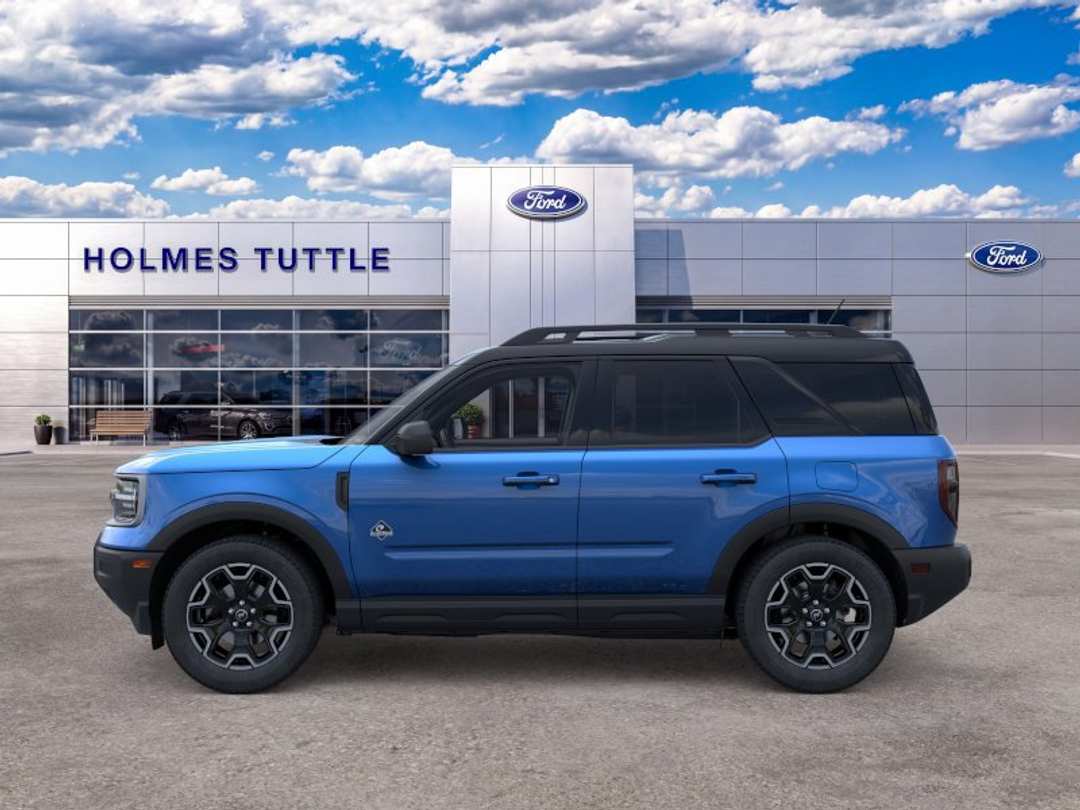 2026 Ford Bronco Sport Outer Banks - Image 3