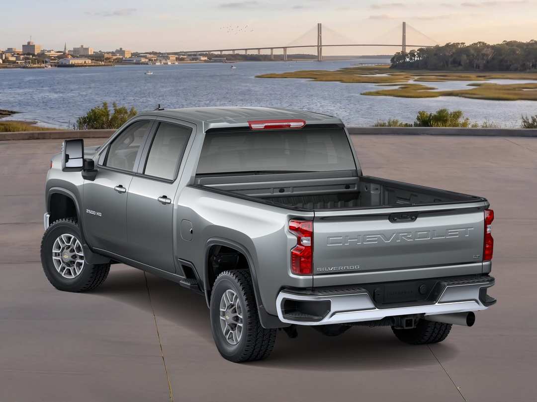 2026 Chevrolet Silverado 2500Hd LT - Image 2