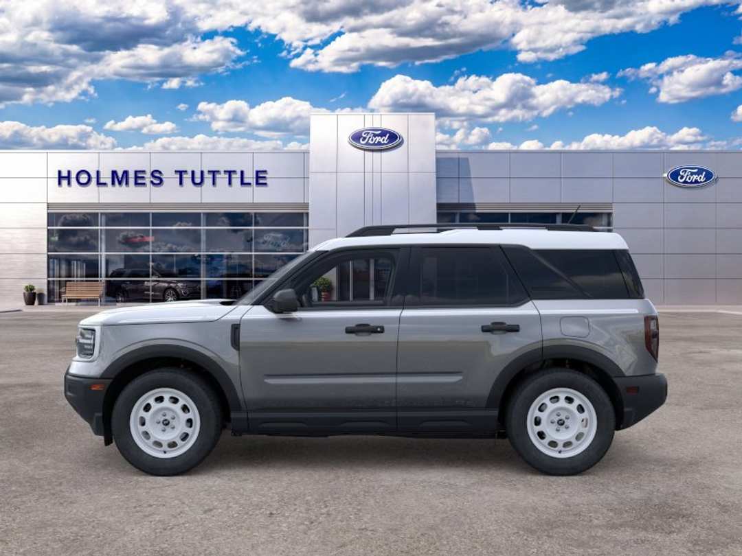 2026 Ford Bronco Sport Heritage - Image 3