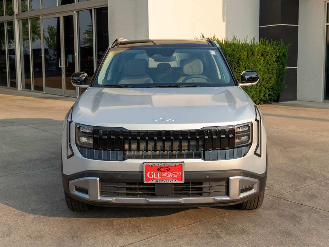 2027 Kia Seltos EX - Image 2