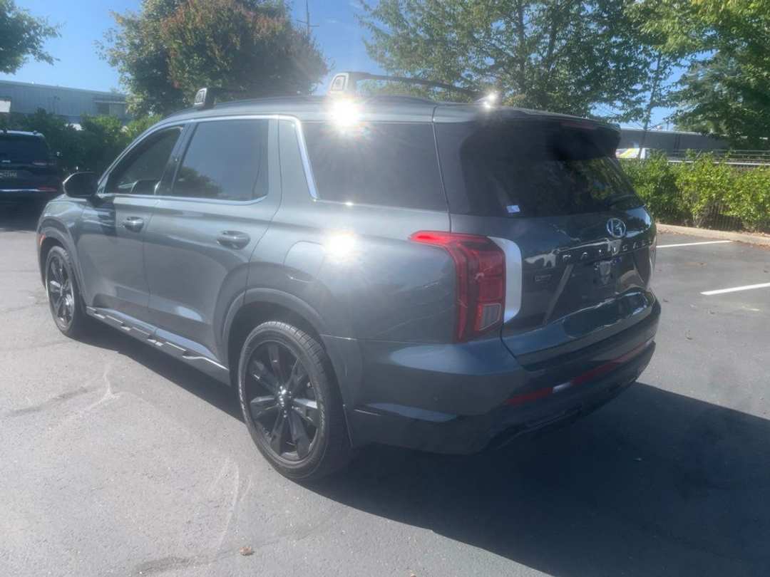2023 Hyundai Palisade XRT - Image 2
