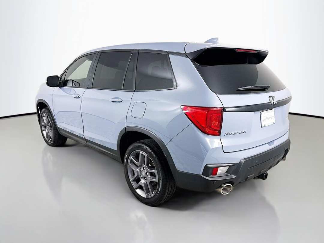 2022 Honda Passport EXL - Image 3