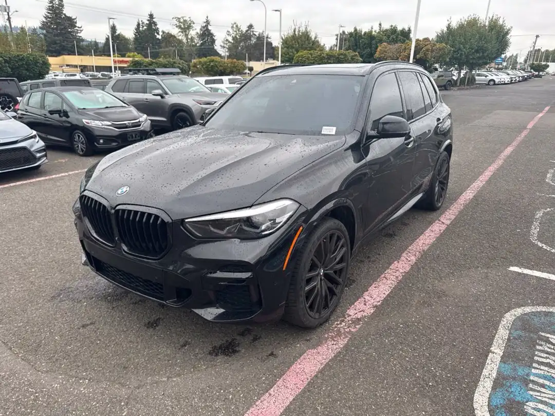 2022 BMW X5 xDrive40i - Image 3