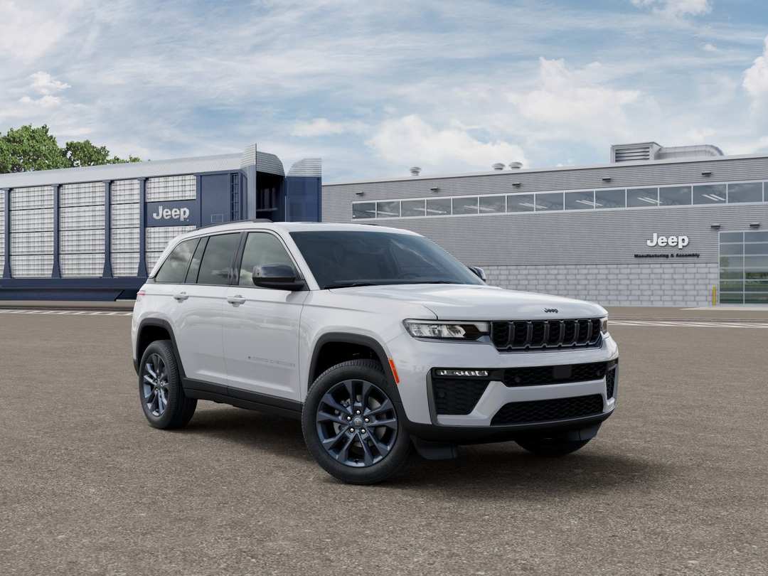 2026 Jeep Grand Cherokee 85th Anniversary Edition - Image 3
