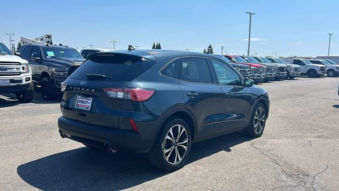 2022 Ford Escape SE - Image 3