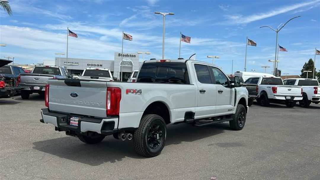 2026 Ford F-350Sd XL - Image 3