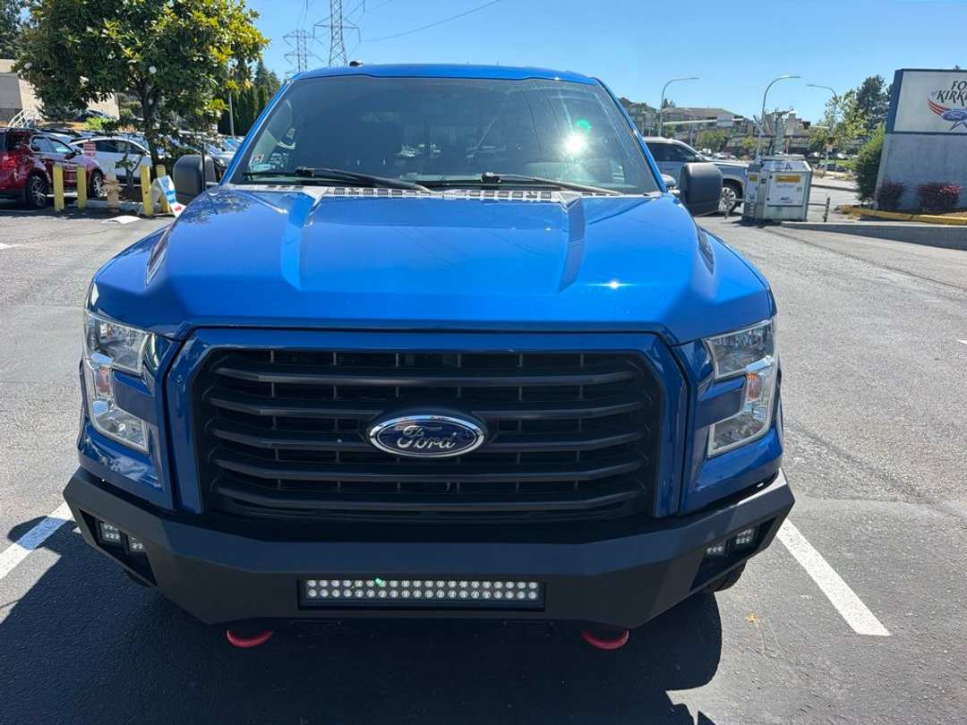 2017 Ford F-150 XLT - Image 2