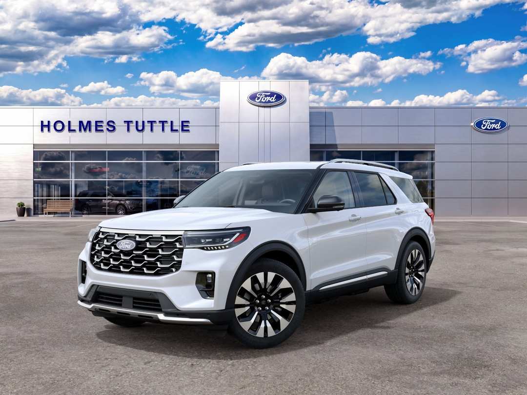 2027 Ford Explorer Platinum - Image 2
