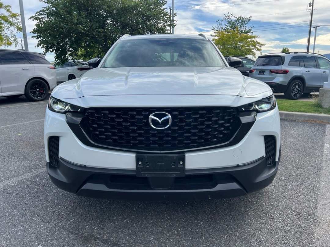 2025 MAZDA Cx-50 Hybrid Premium Plus - Image 3