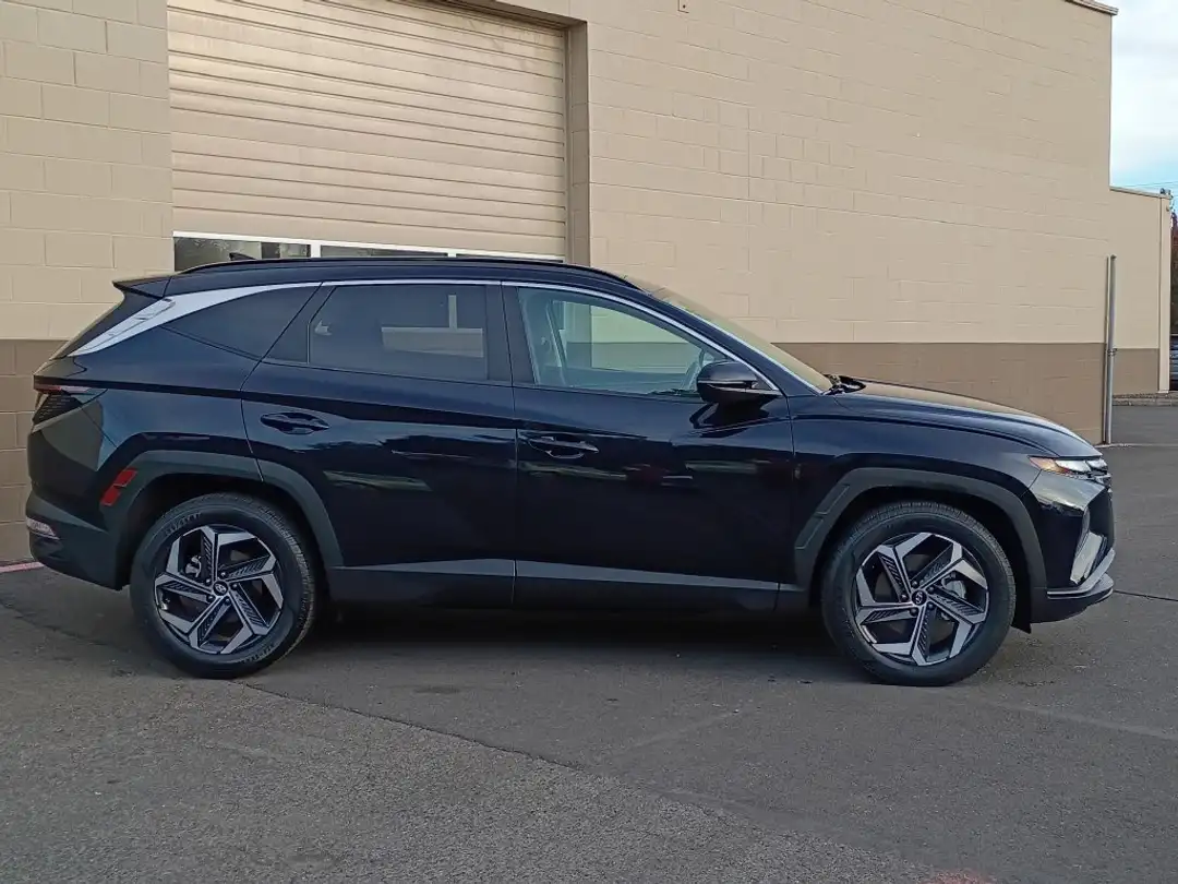 2022 Hyundai Tucson Hybrid SEL Convenience - Image 3
