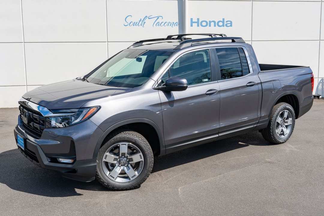 2026 Honda Ridgeline RTL w/ Package - Image 2