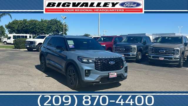 2025 Ford Explorer ST