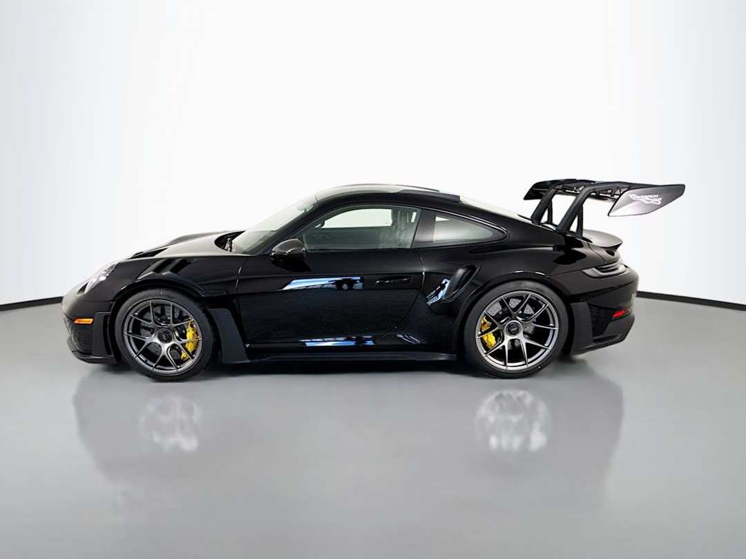 2025 Porsche 911 GT3 RS - Image 2