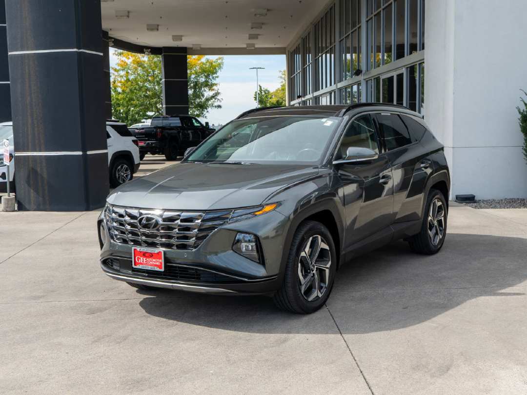 2024 Hyundai Tucson Hybrid Limited - Image 3