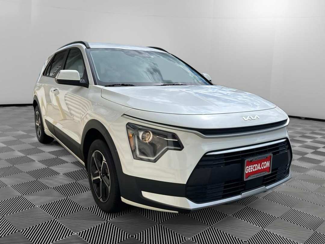 2026 Kia Niro EX - Image 3