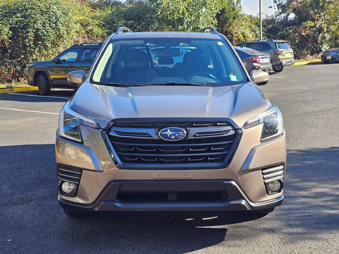 2023 Subaru Forester Limited - Image 2