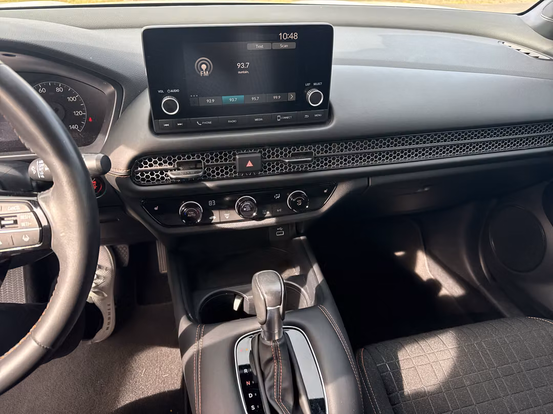 2024 Honda HR-V Sport - Image 2