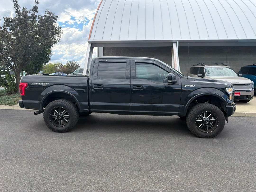 2017 Ford F-150 Lariat - Image 2