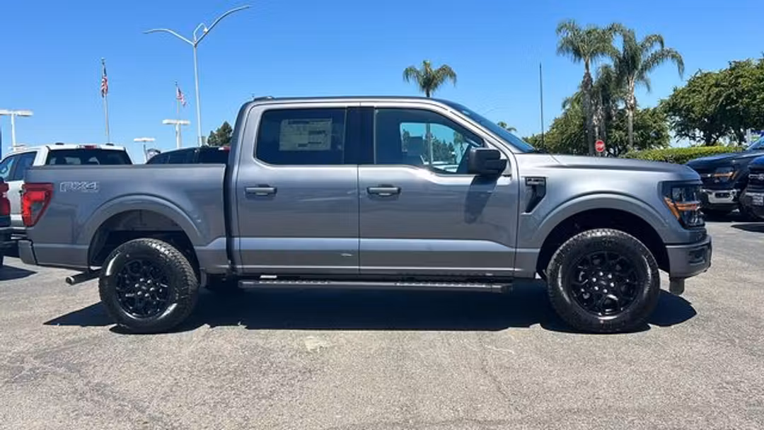 2026 Ford F-150 XLT - Image 2