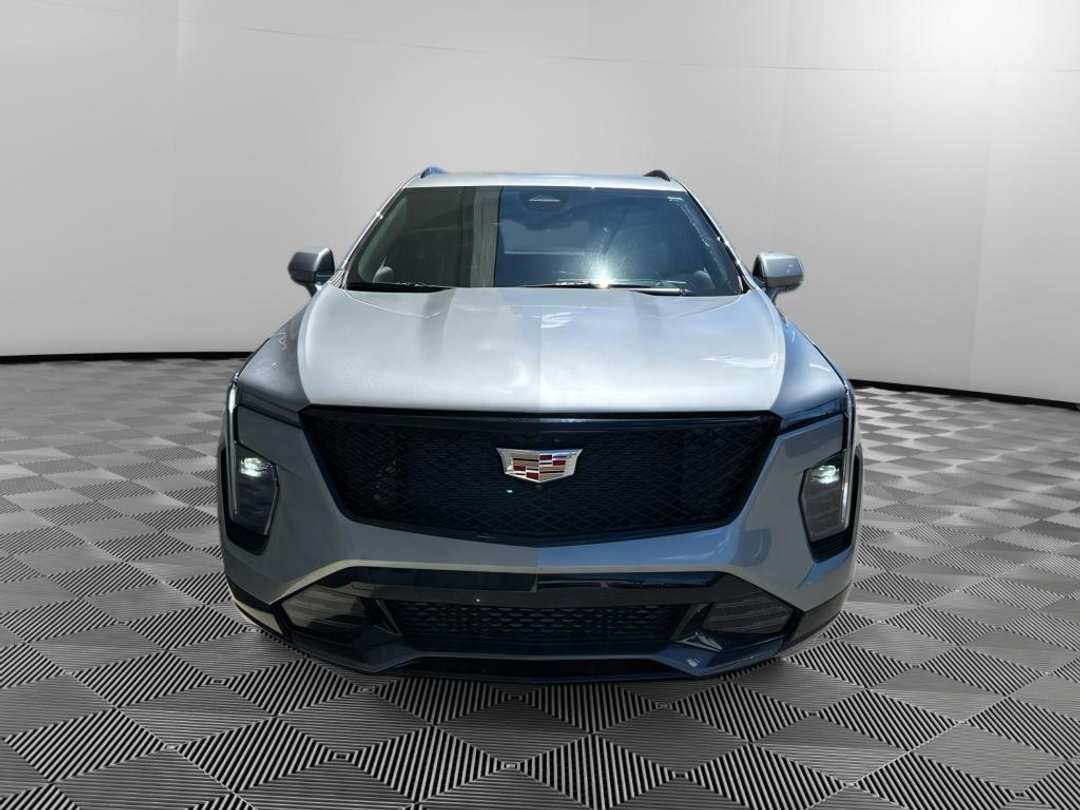 2024 Cadillac Xt4 Sport - Image 2