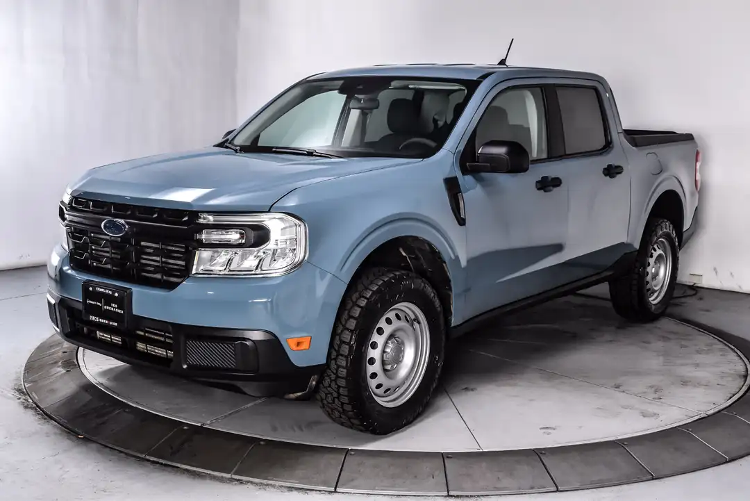 2022 Ford Maverick XL - Image 3