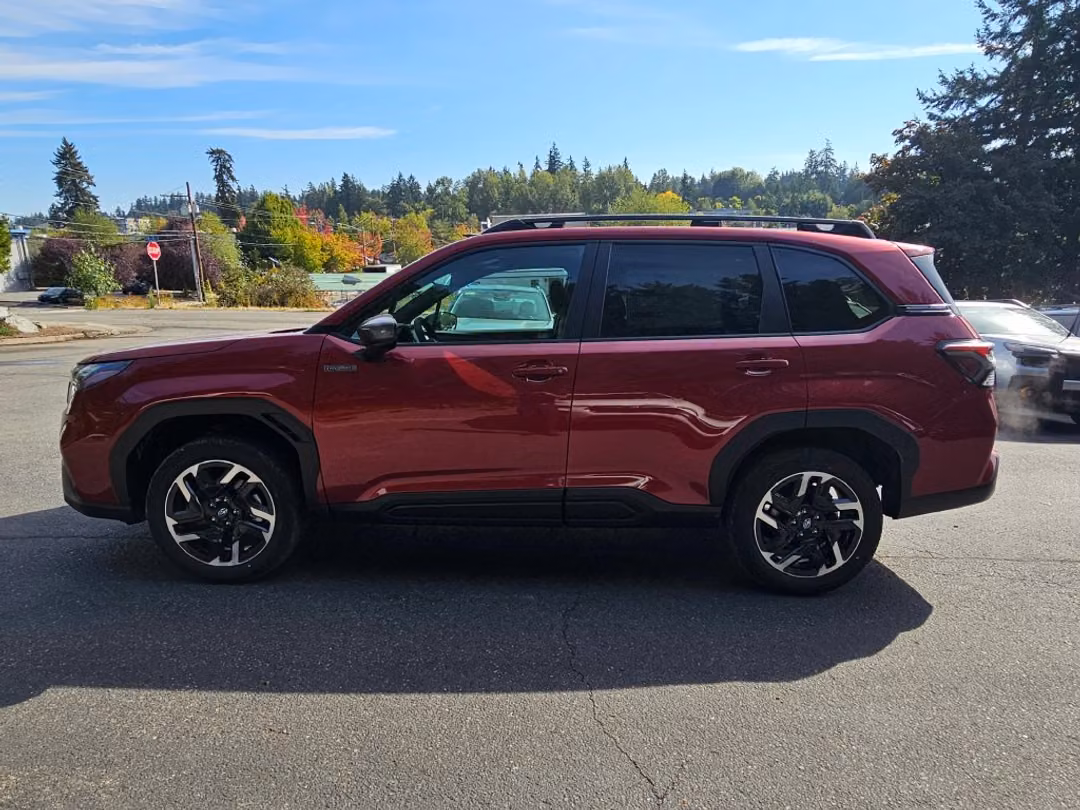 2026 Subaru Forester Premium Hybrid - Image 2
