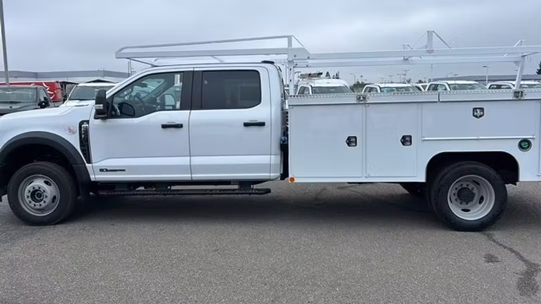 2026 Ford F-550Sd XL - Image 3