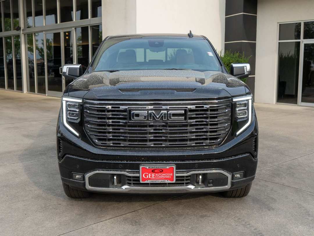 2026 GMC Sierra 1500 Denali Ultimate - Image 2