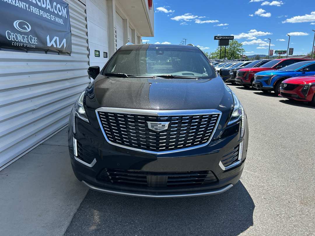 2024 Cadillac Xt5 Premium Luxury - Image 2