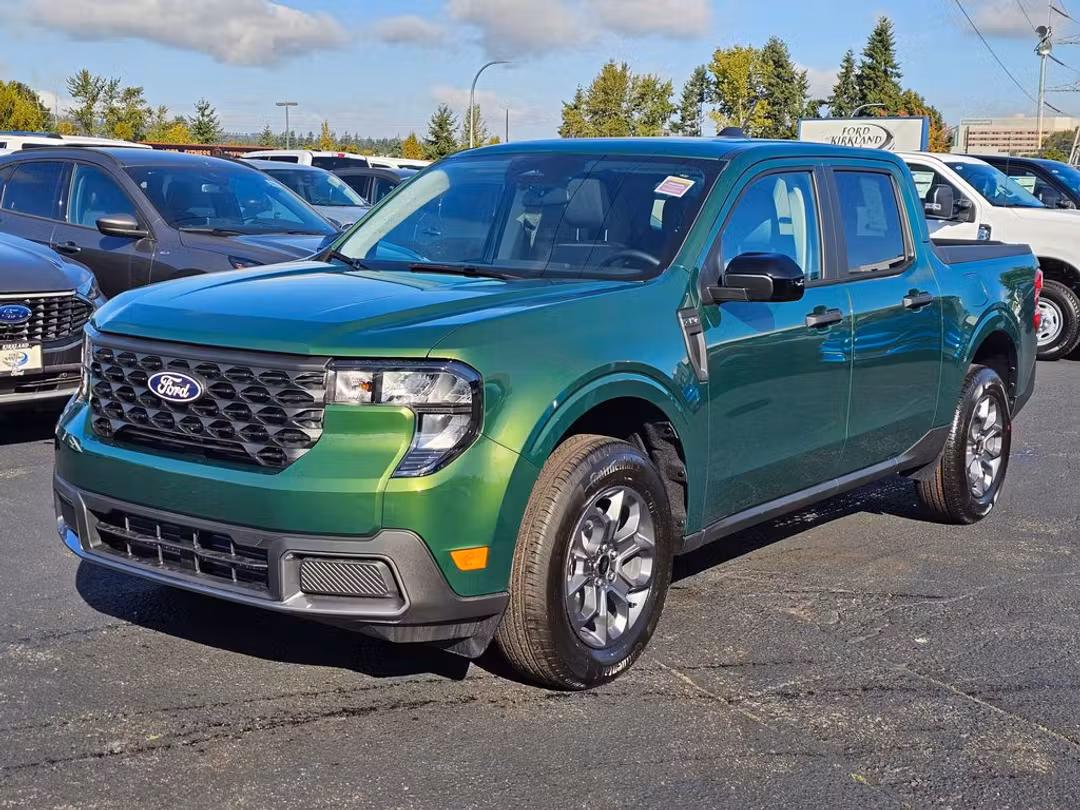 2025 Ford Maverick XLT - Image 3
