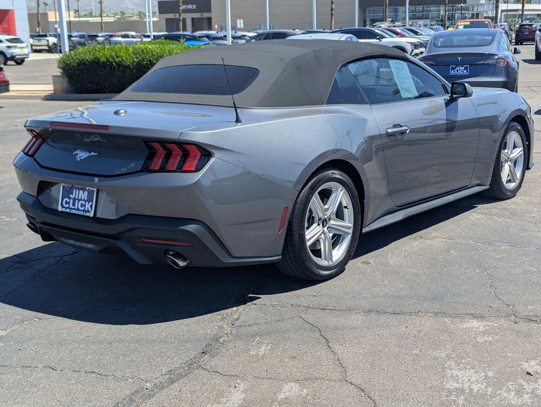 2026 Ford Mustang EcoBoost - Image 2
