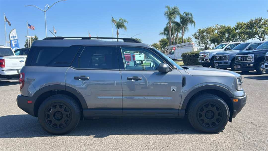 2025 Ford Bronco Sport Big Bend - Image 2